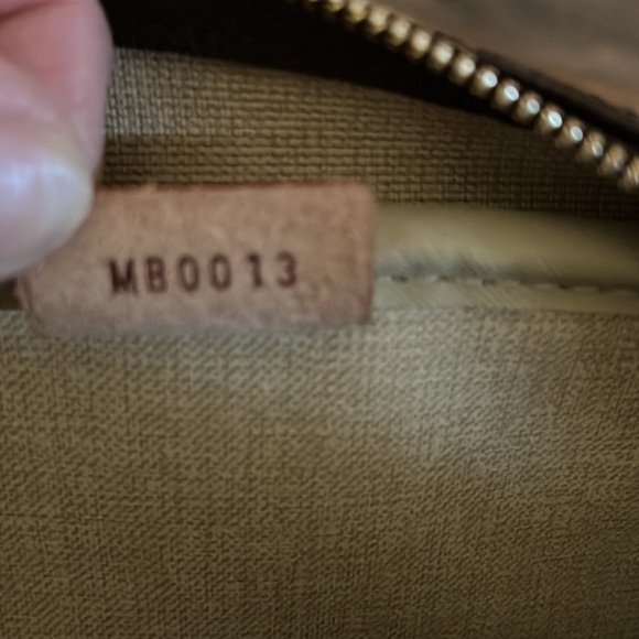 Louis Vuitton Deauville bag - Picture 7 of 8